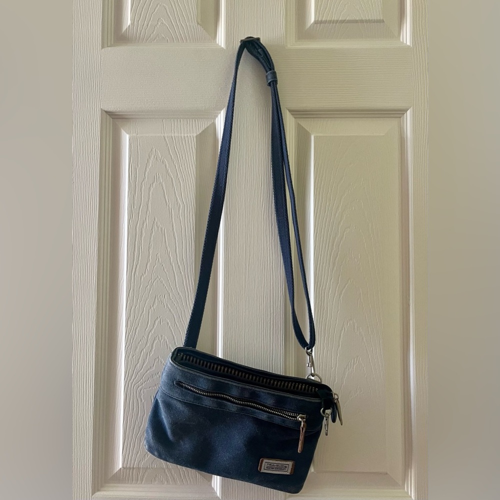 Travelon Navy Crossbody Bag